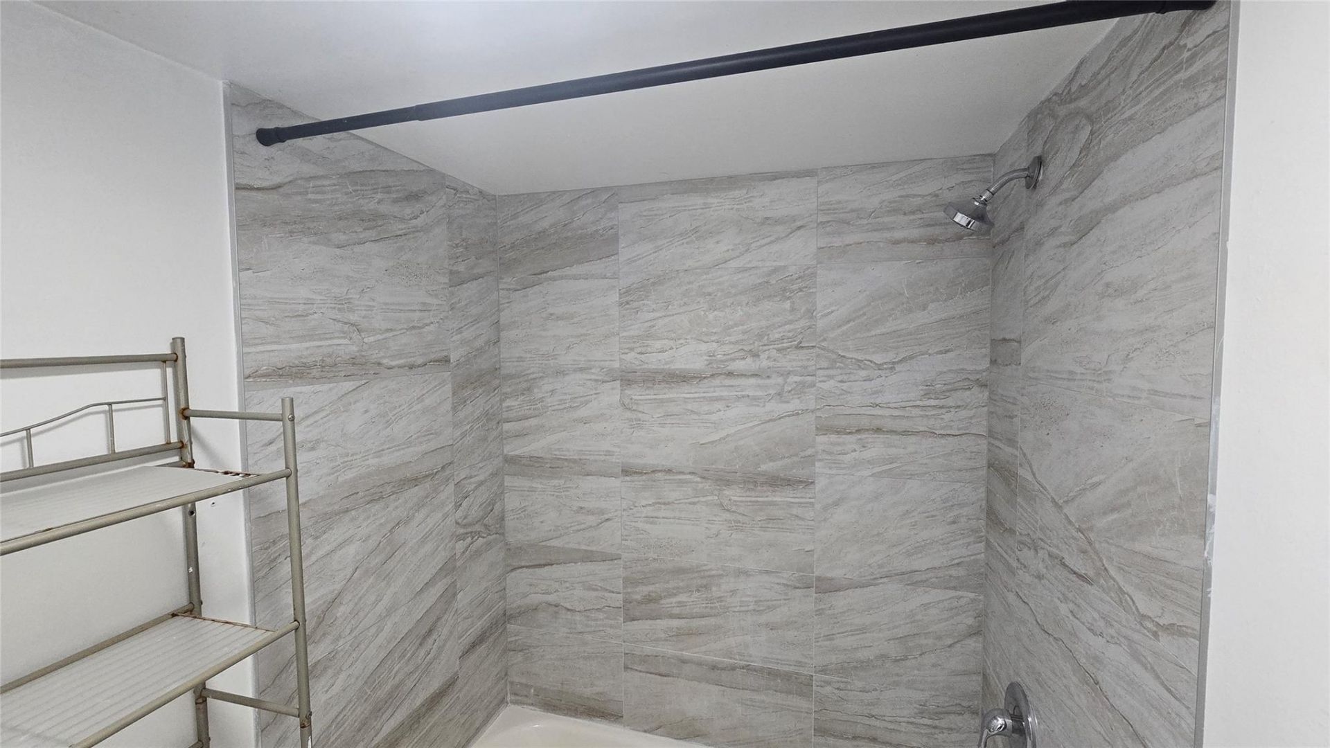 6200 S Falls Circle Drive, Unit 105, Lauderhill, FL 33319 Photo