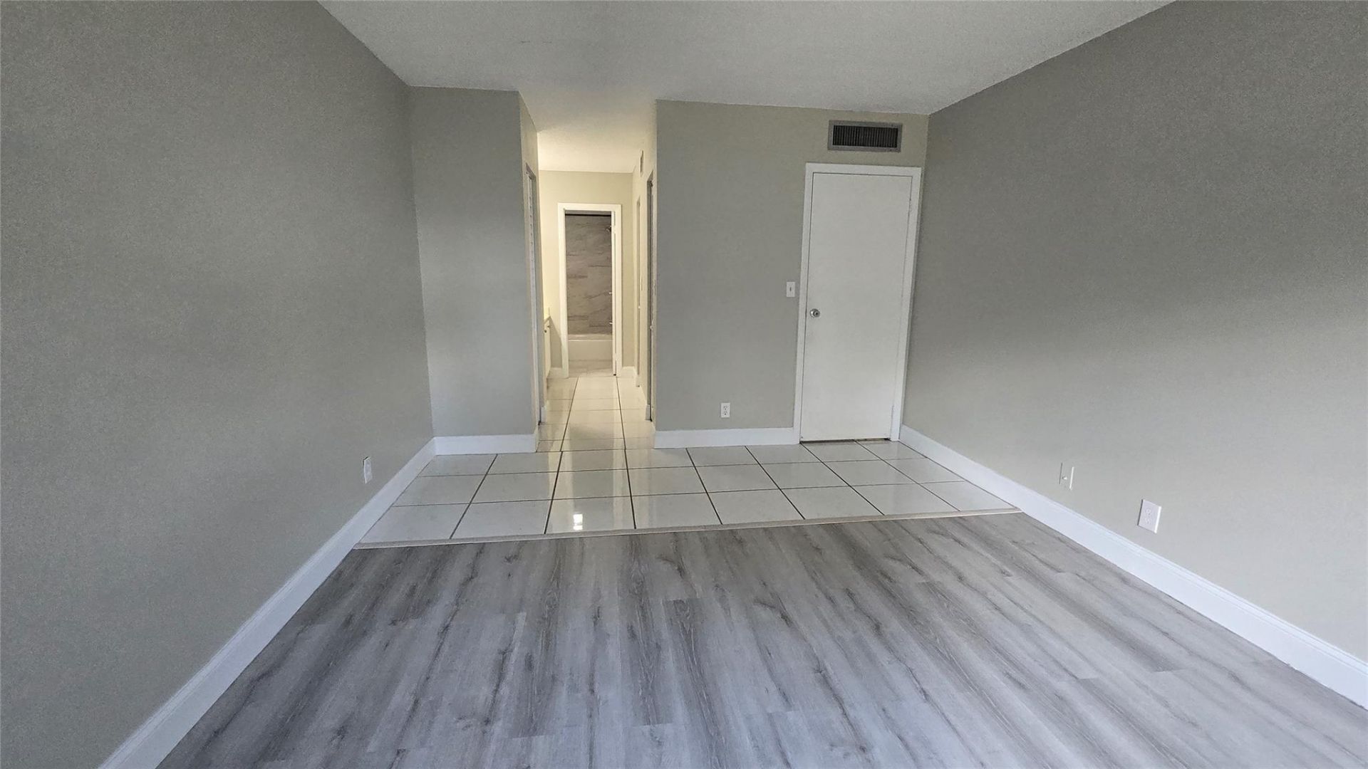 6200 S Falls Circle Drive, Unit 105, Lauderhill, FL 33319 Photo