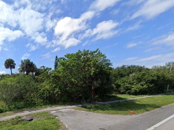 4025 US HIGHWAY 1, VERO BEACH, FL 32960