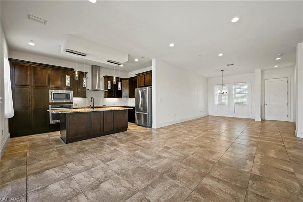 21460 Strada Nuova Cir, Unit B307, Estero, FL 33928 Photo