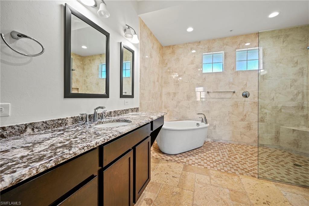 21460 Strada Nuova Cir, Unit B307, Estero, FL 33928 Photo