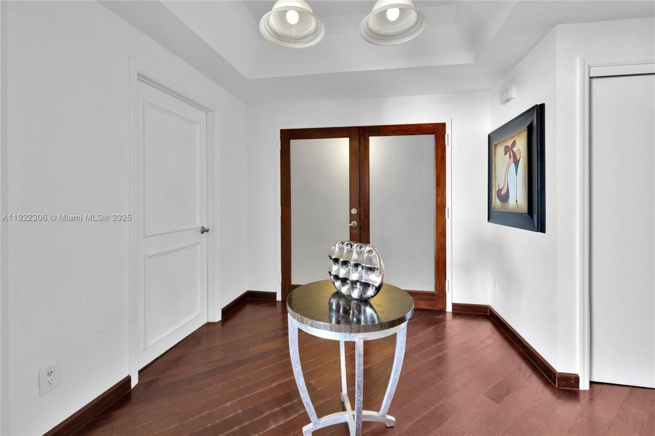 21050 Point Pl, Unit 2001, Aventura, FL 33180 Photo