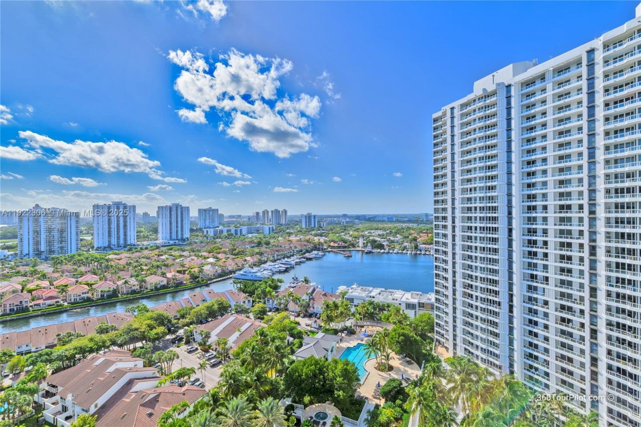 21050 Point Pl, Unit 2001, Aventura, FL 33180 Photo