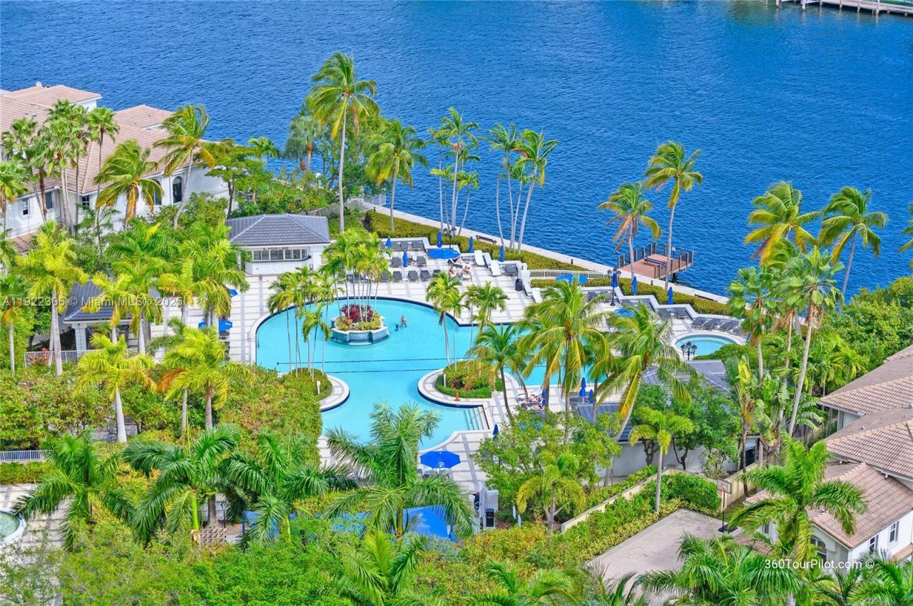 21050 Point Pl, Unit 2001, Aventura, FL 33180 Photo