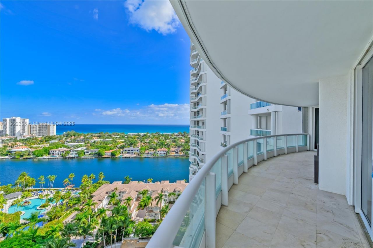 21050 Point Pl, Unit 2001, Aventura, FL 33180 Photo