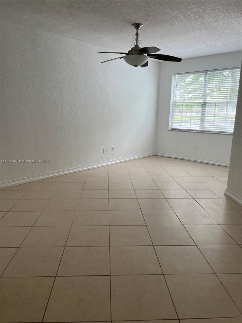 715 SW 148th Ave, Unit 611, Sunrise, FL 33325 Photo