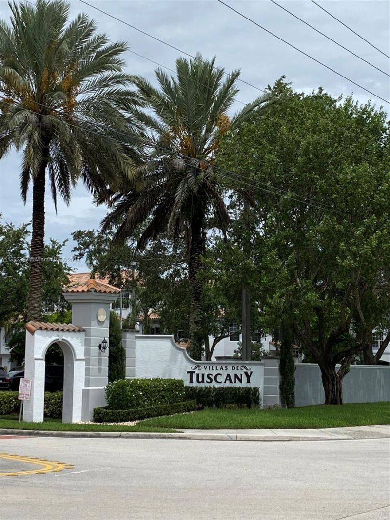 715 SW 148th Ave, Unit 611, Sunrise, FL 33325 Photo