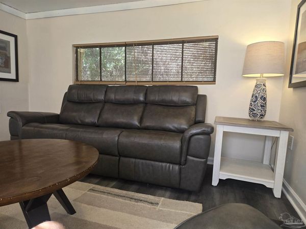 6111 Lebanon Ln, Unit 2, Pensacola, FL 32504