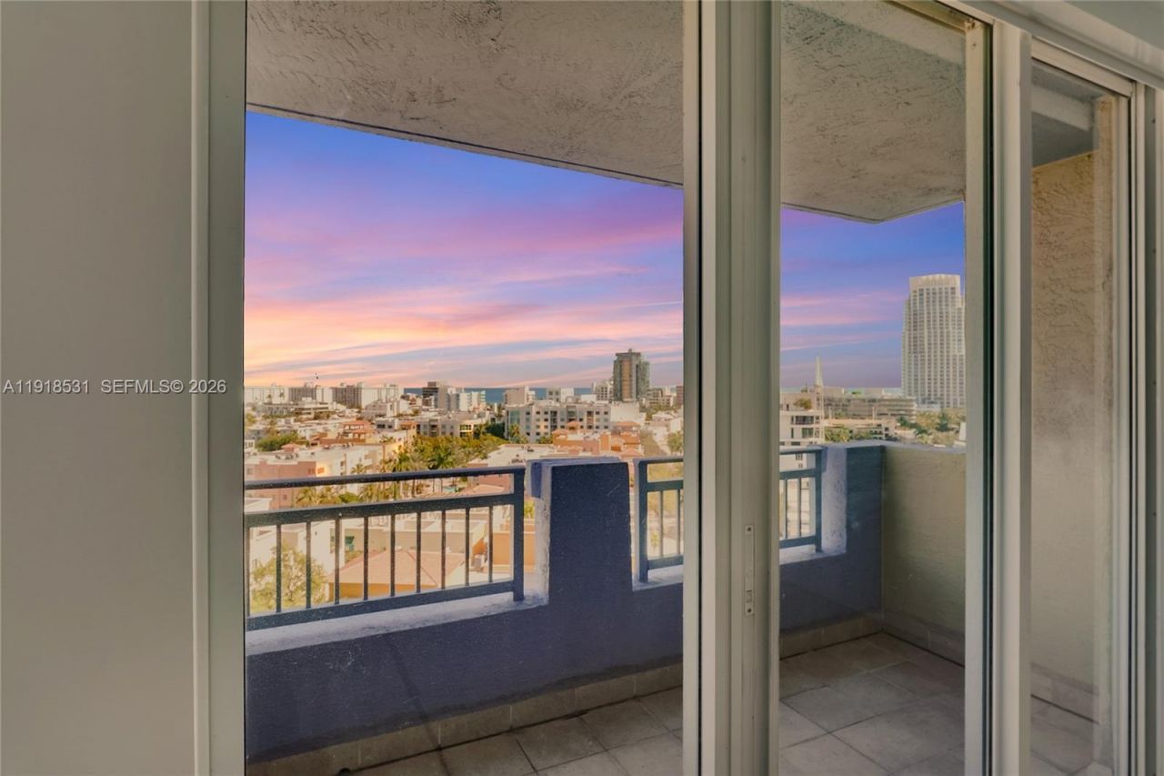 90 Alton Rd, Unit 1209, Miami Beach, FL 33139 Photo