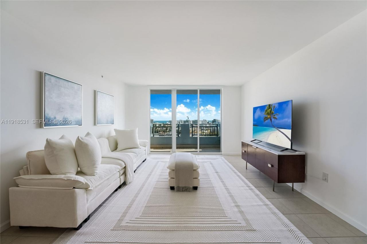 90 Alton Rd, Unit 1209, Miami Beach, FL 33139 Photo