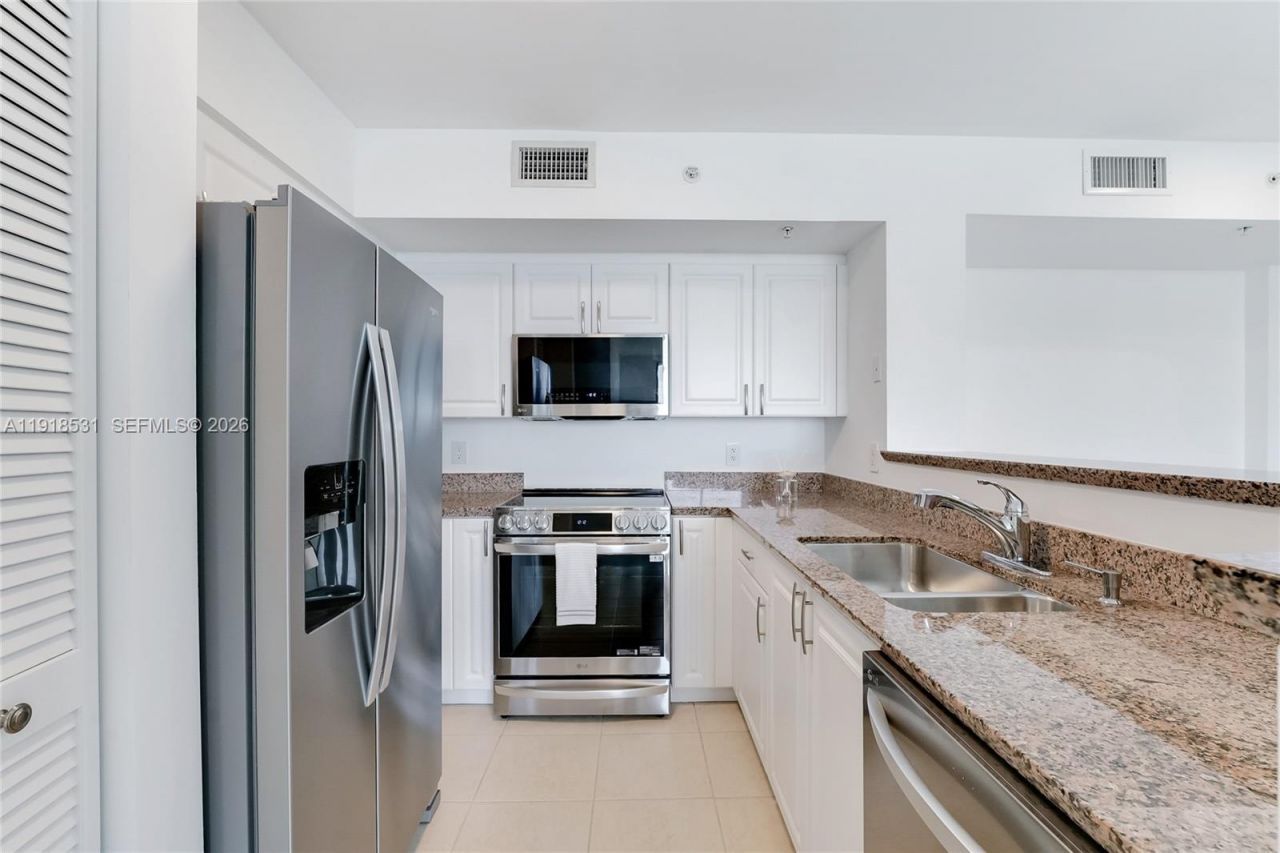 90 Alton Rd, Unit 1209, Miami Beach, FL 33139 Photo