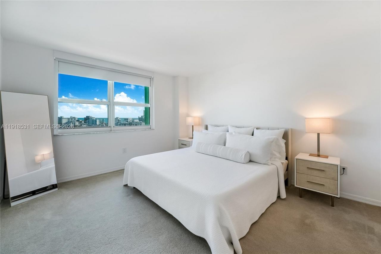 90 Alton Rd, Unit 1209, Miami Beach, FL 33139 Photo