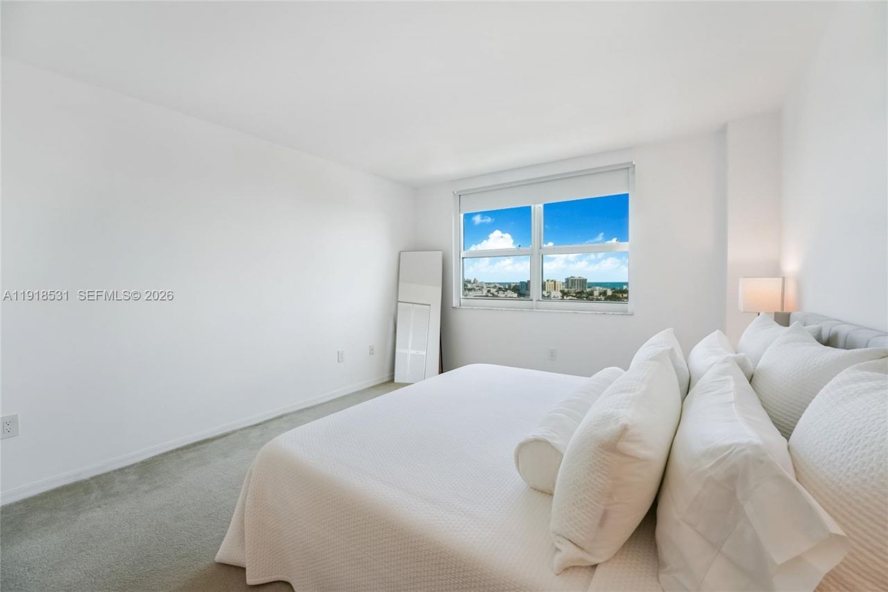 90 Alton Rd, Unit 1209, Miami Beach, FL 33139 Photo