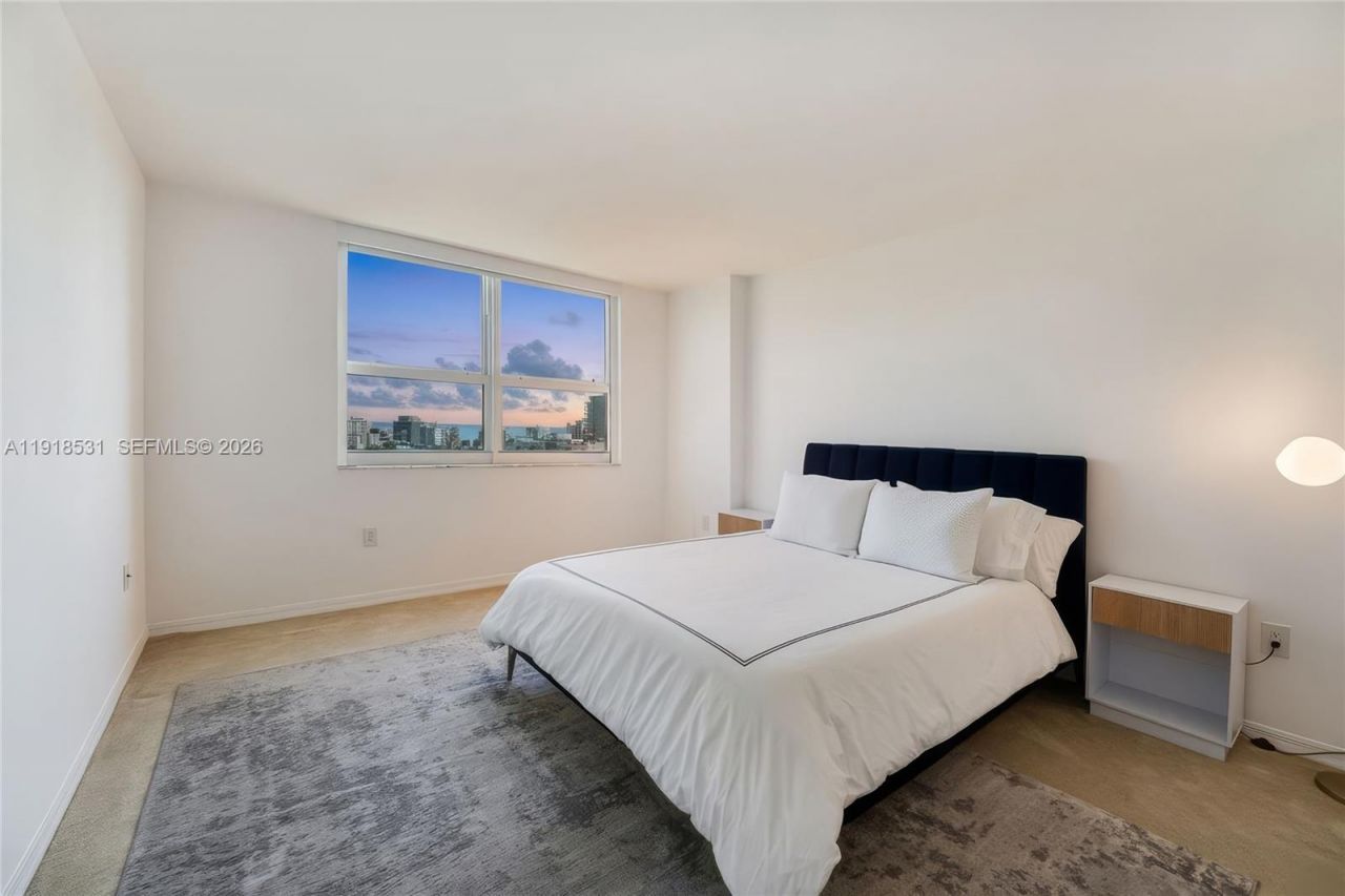 90 Alton Rd, Unit 1209, Miami Beach, FL 33139 Photo