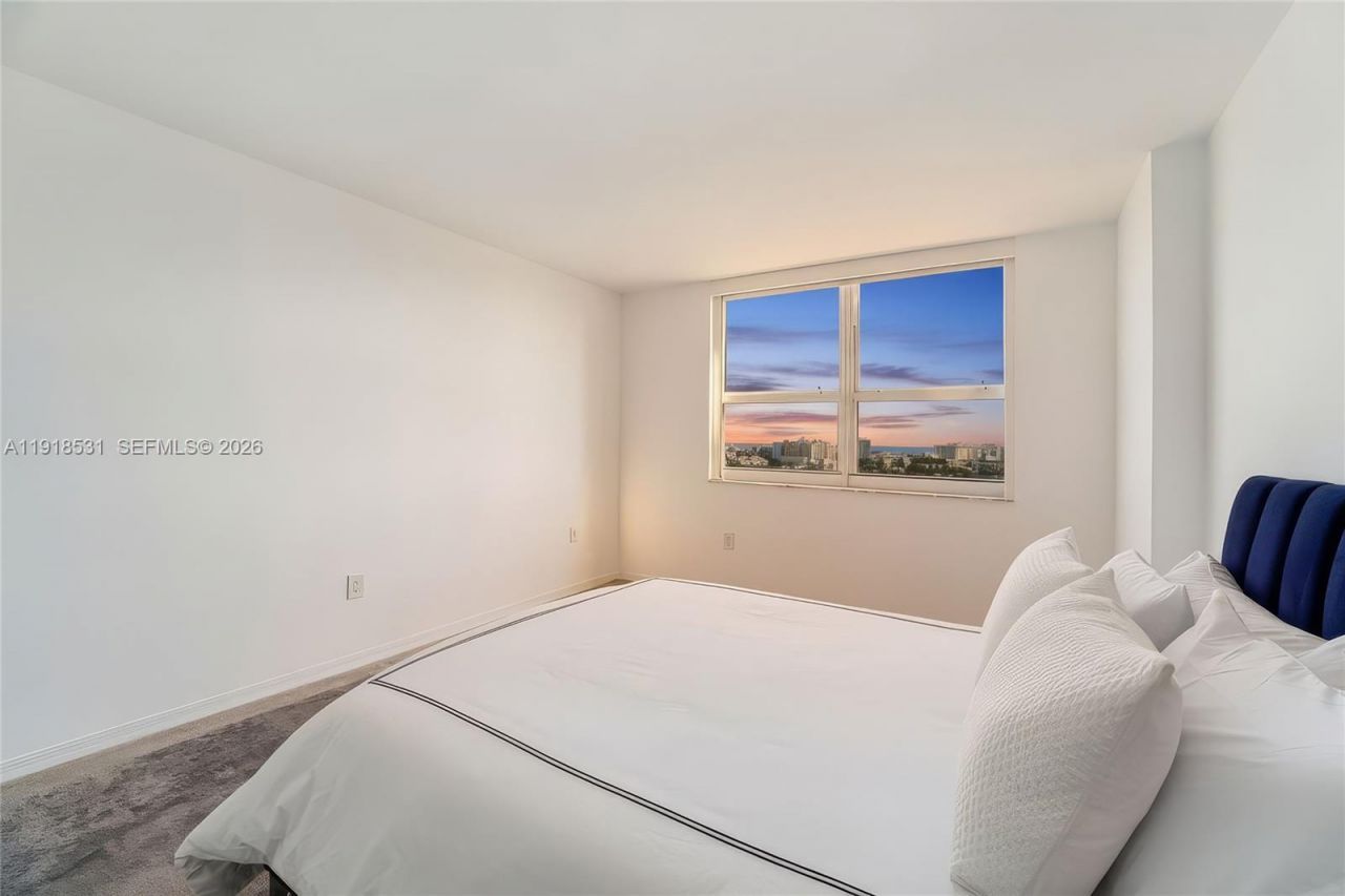 90 Alton Rd, Unit 1209, Miami Beach, FL 33139 Photo