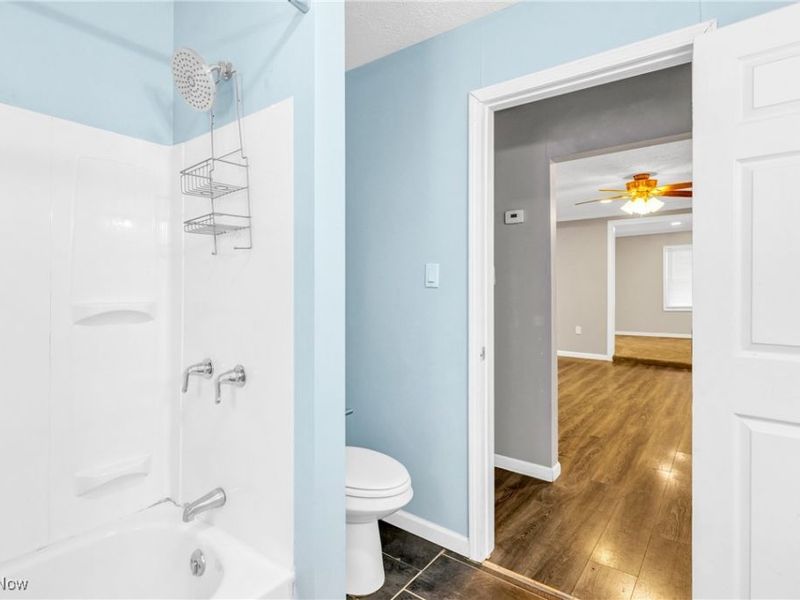 456 Mcdonald Avenue, Mc Donald, OH 44437 Photo 10