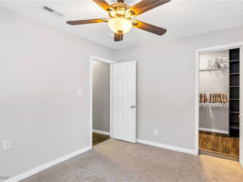 456 Mcdonald Avenue, Mc Donald, OH 44437 Photo 14