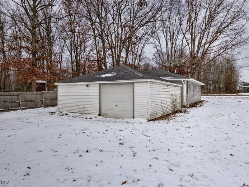 456 Mcdonald Avenue, Mc Donald, OH 44437 Photo 20