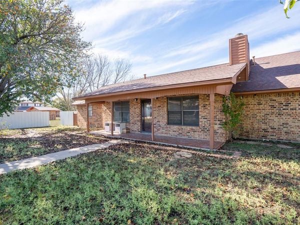 601 Henry St Street, Dublin, TX 76446