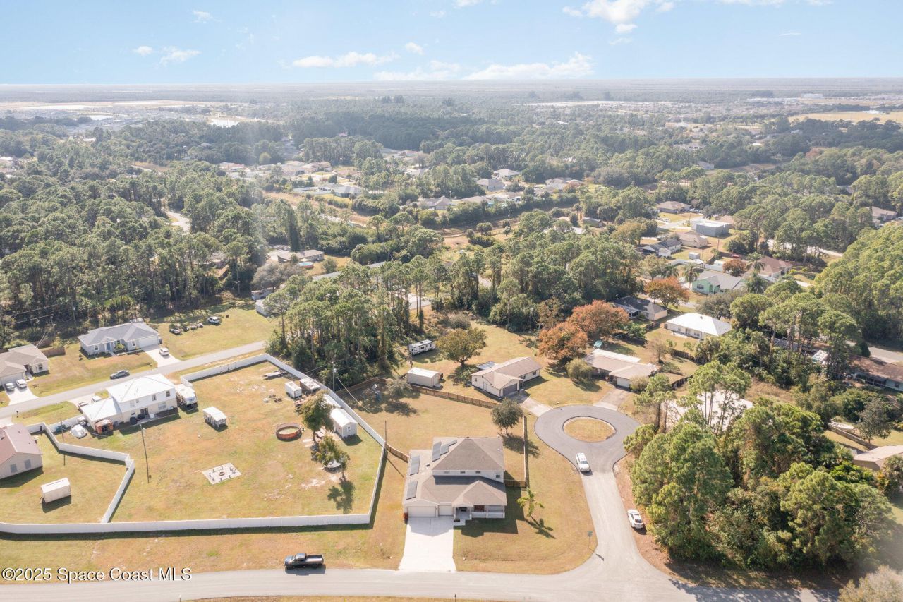 352 Gordon Road Nw, Palm Bay, FL 32907 Photo