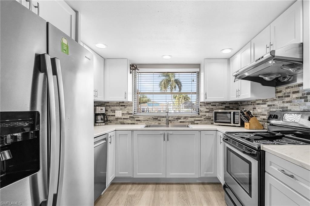 2937 Bracci Dr, Saint James City, FL 33956 Photo