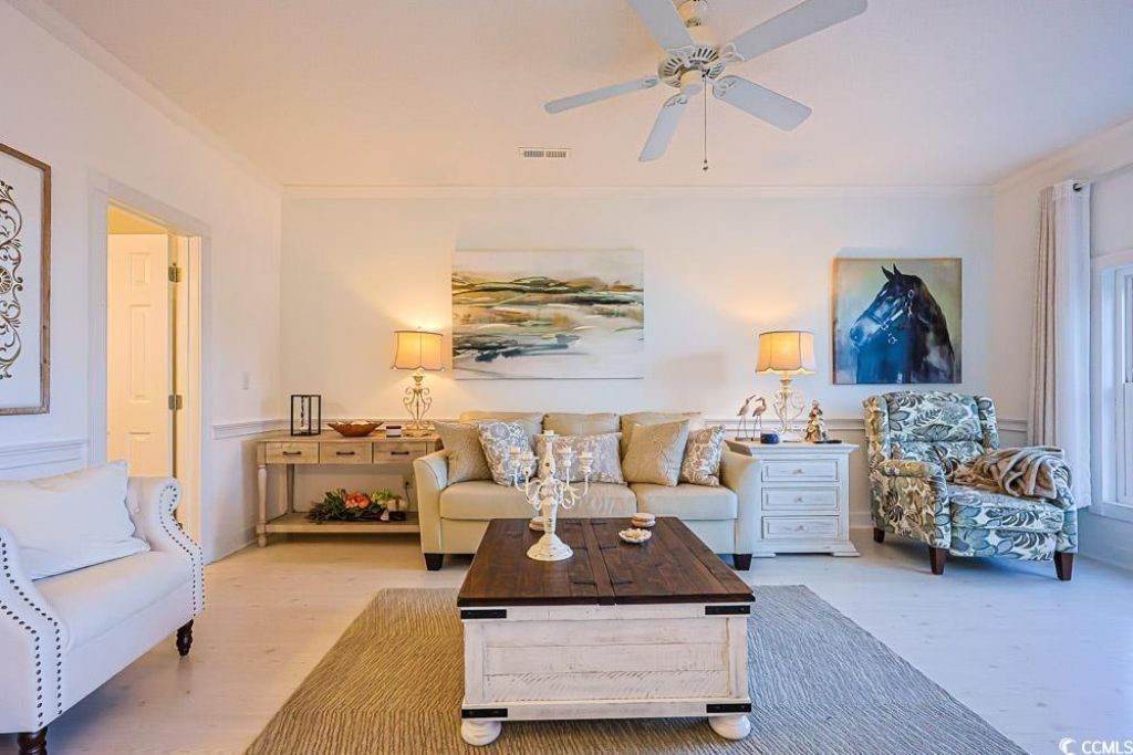 695 Riverwalk Dr. Photo 4