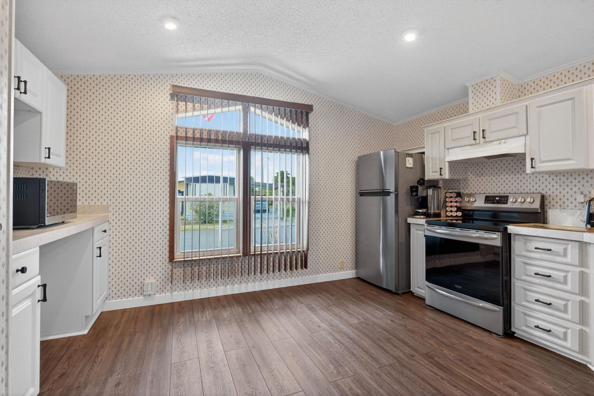 11055 SE Federal Highway, Unit 61, Hobe Sound, FL 33455 Photo