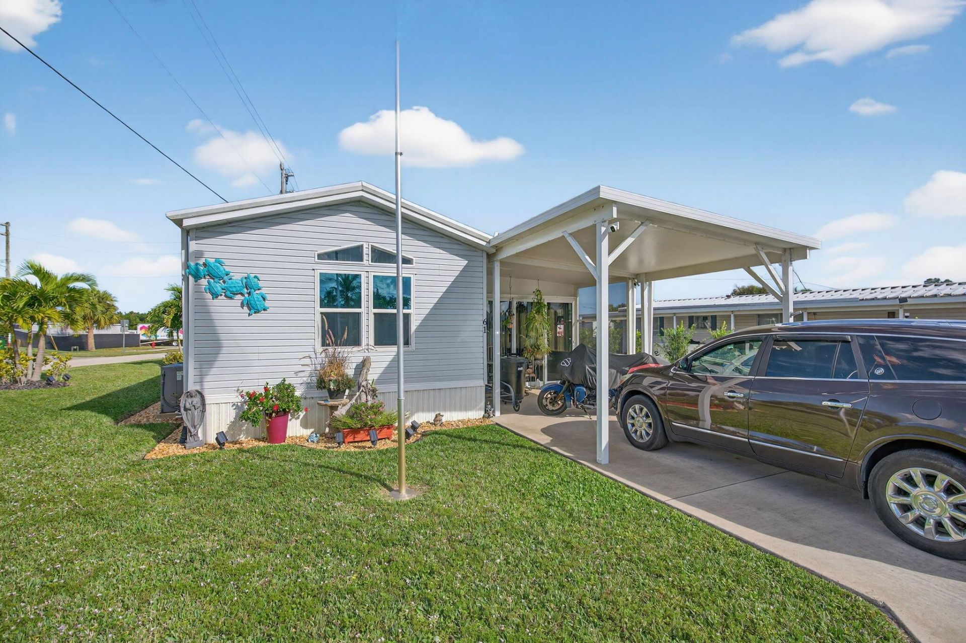 11055 SE Federal Highway, Unit 61, Hobe Sound, FL 33455 Photo