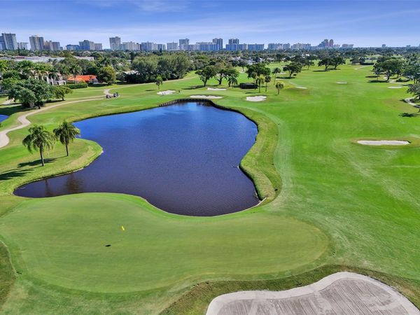 4848 NE 23 Avenue, Unit 9C, Fort Lauderdale, FL 33308