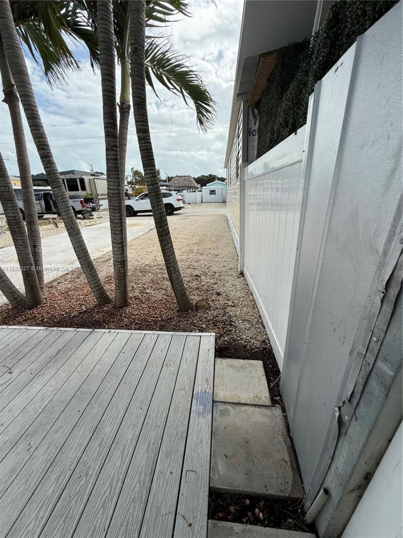 325 Calusa St Lot 508, Key Largo, FL 33037 Photo