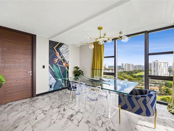 20379 W Country Club Dr, Unit 2333, Aventura, FL 33180