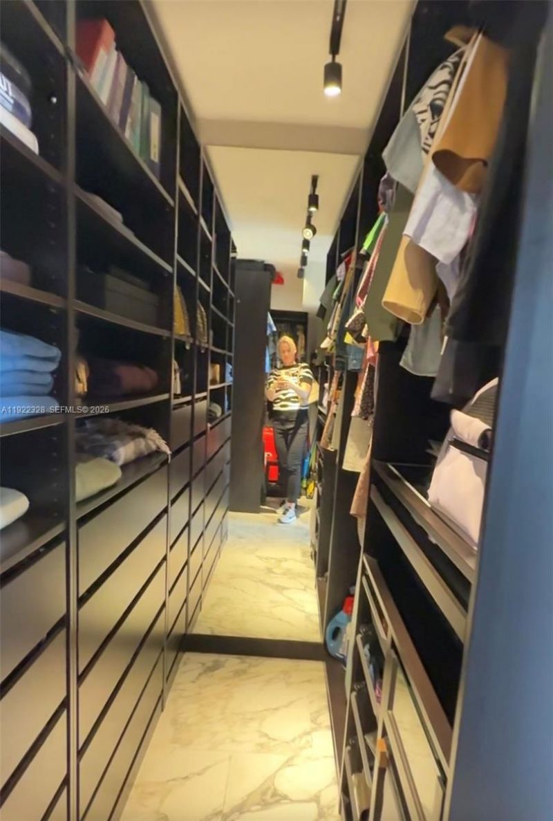 20379 W Country Club Dr, Unit 2333, Aventura, FL 33180 Photo