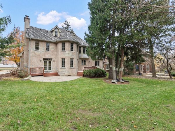 130 Fuller Road, Hinsdale, IL 60521