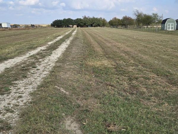 201 930 Par, Taylor, TX 76574