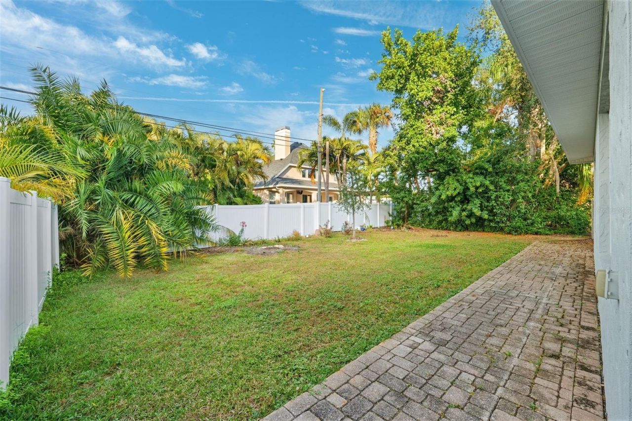 218 Catalan Boulevard Ne, Saint Petersburg, FL 33704 Photo