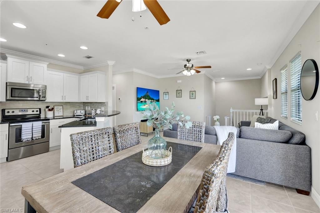 1439 Santiago Cir, Unit 2101, Naples, FL 34113 Photo