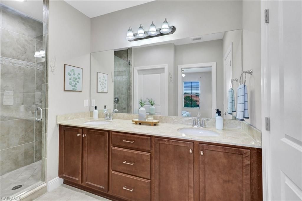 1439 Santiago Cir, Unit 2101, Naples, FL 34113 Photo