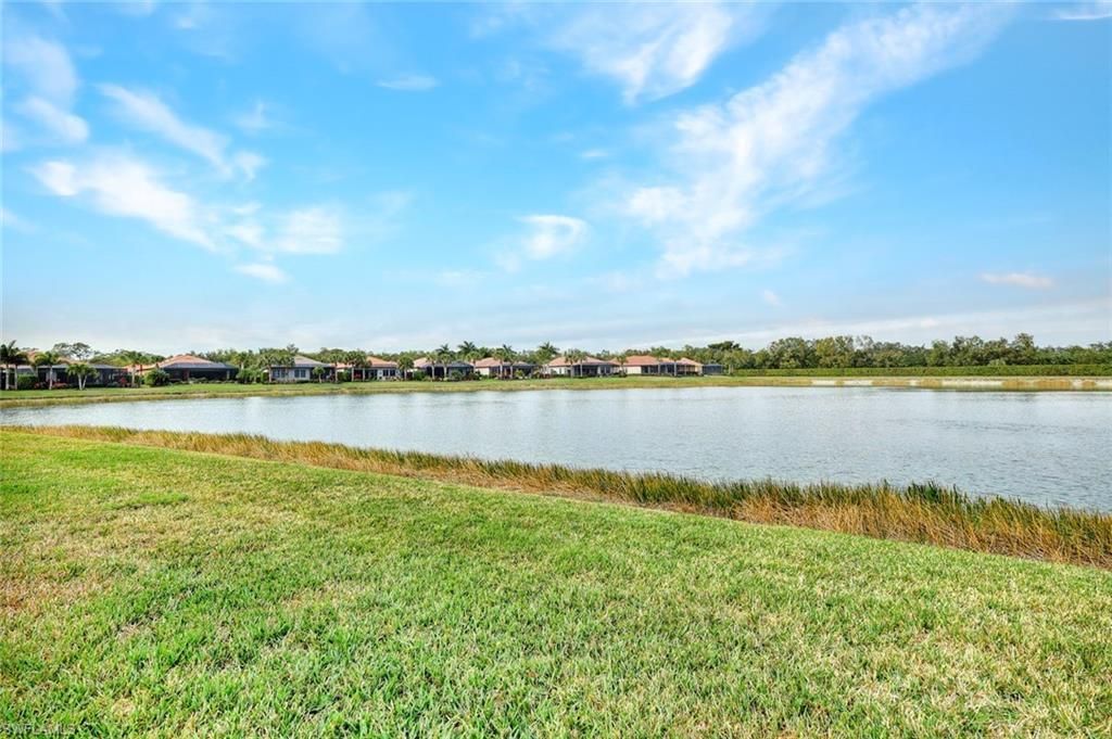 1439 Santiago Cir, Unit 2101, Naples, FL 34113 Photo