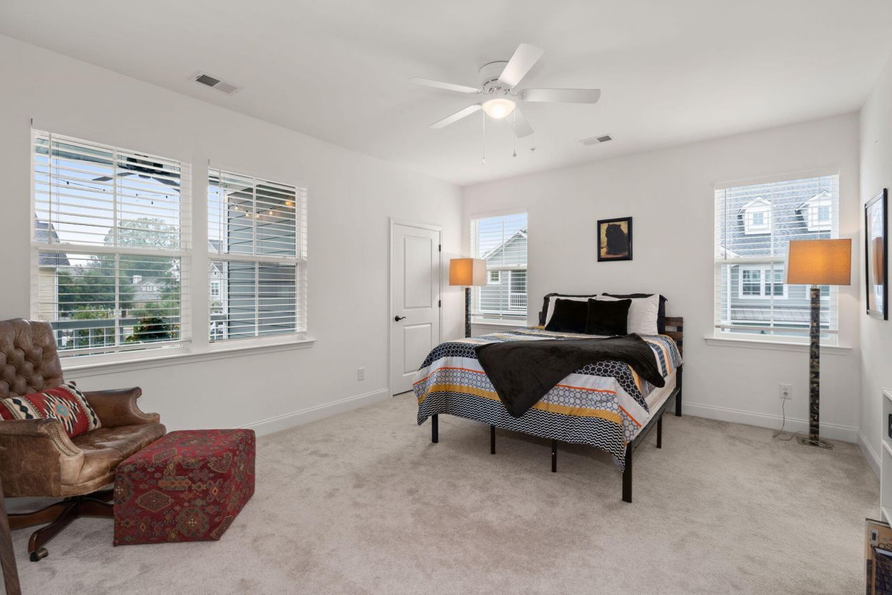 305 Flowering Peach Photo 21