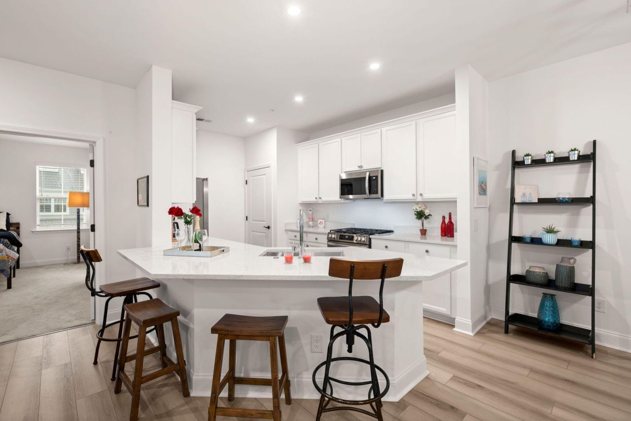 305 Flowering Peach Photo 6