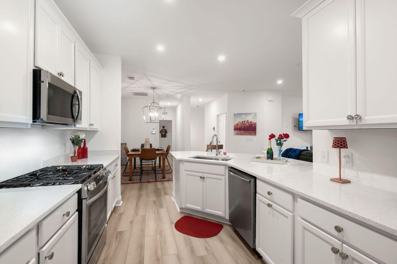 305 Flowering Peach Photo 7