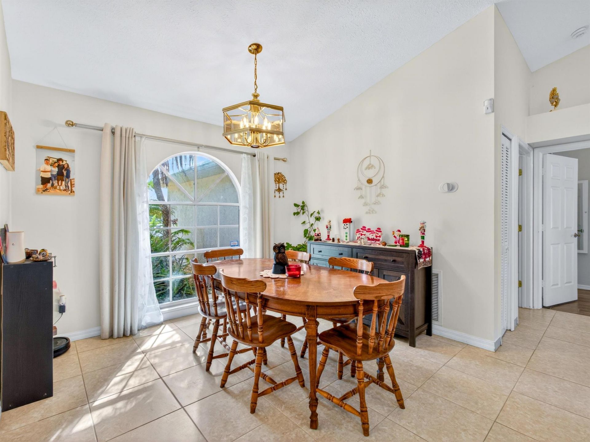 529 SE Fallon Drive, Port Saint Lucie, FL 34983 Photo