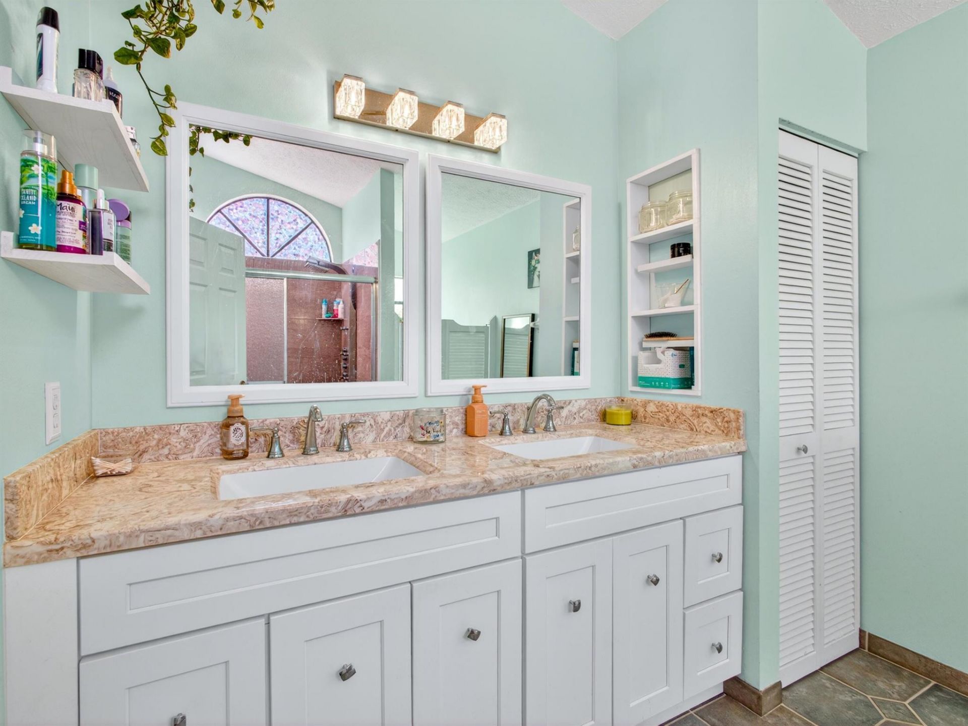 529 SE Fallon Drive, Port Saint Lucie, FL 34983 Photo