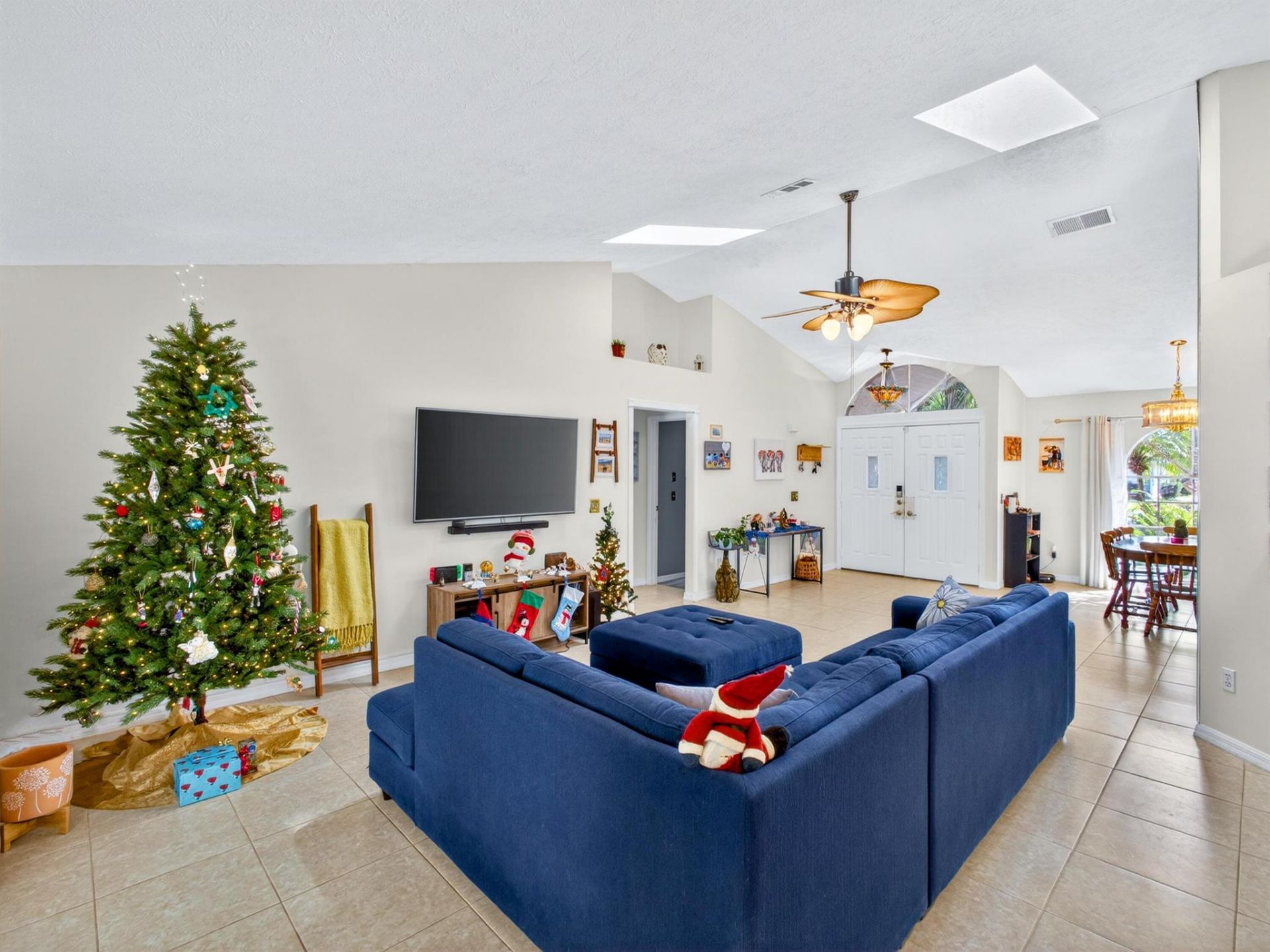 529 SE Fallon Drive, Port Saint Lucie, FL 34983 Photo