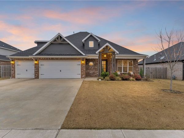 1805 Bergman Road, Pea Ridge, AR 72751
