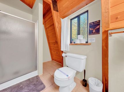 618 & 620 Pine Canyon Road, Unit 12, Lake Almanor, CA 00000 Photo