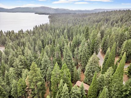 618 & 620 Pine Canyon Road, Unit 12, Lake Almanor, CA 00000 Photo