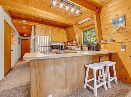 618 & 620 Pine Canyon Road, Unit 12, Lake Almanor, CA 00000 Photo