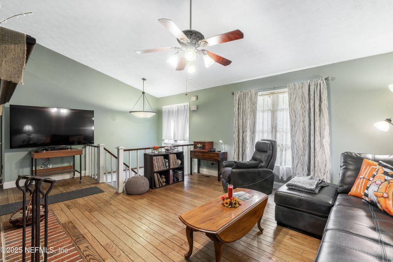 8290 Melrose Road, Melrose, FL 32666 Photo