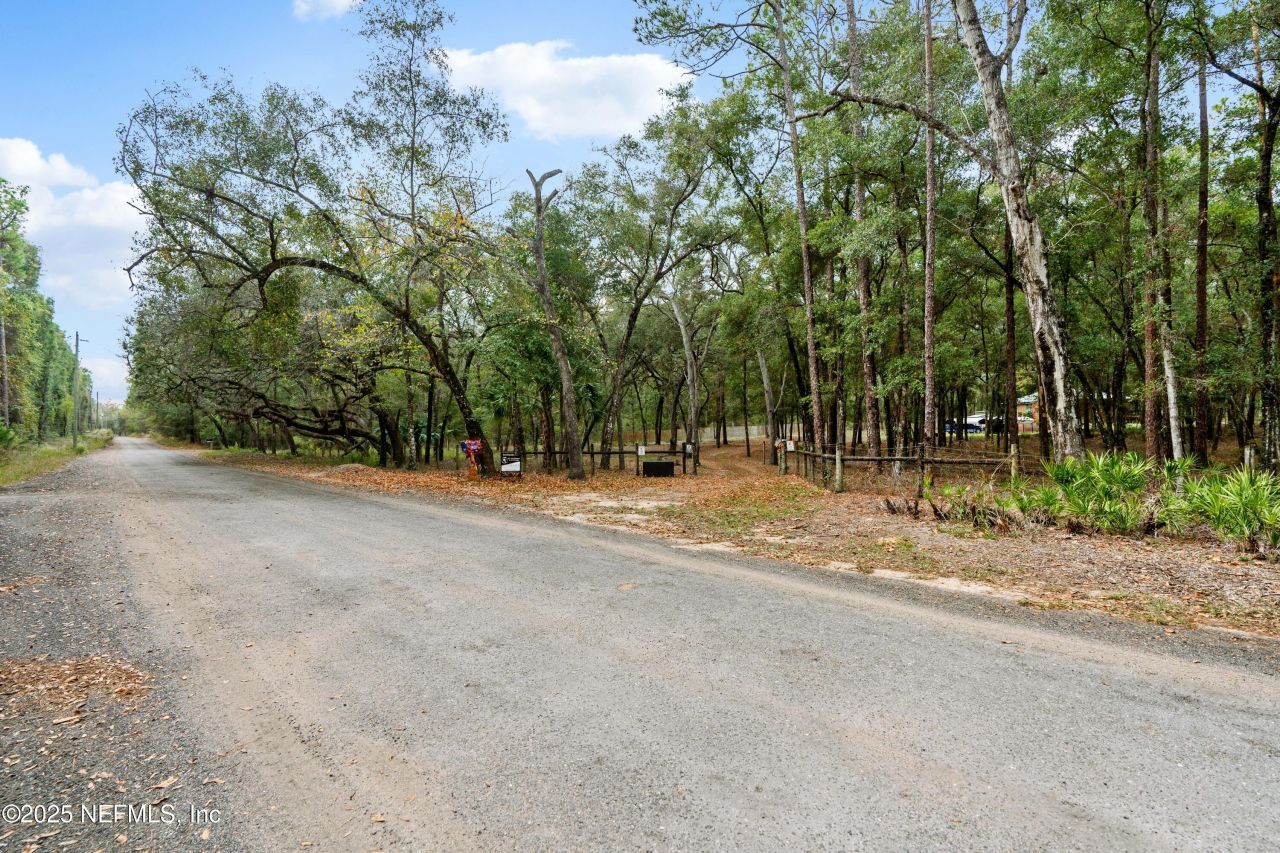 8290 Melrose Road, Melrose, FL 32666 Photo